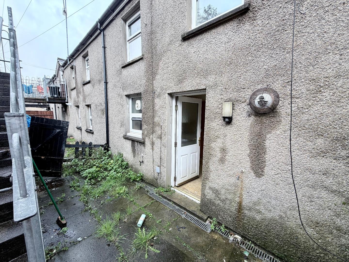 Tynewydd Row, Ogmore Vale, Bridgend County Borough, CF32 7EH